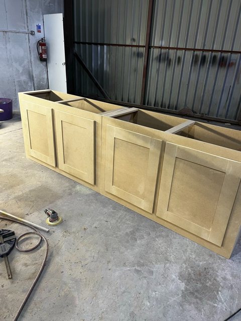 Making fitted cabinets