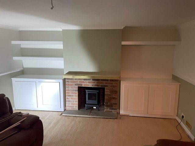Fitted alcove cabinets and shelving